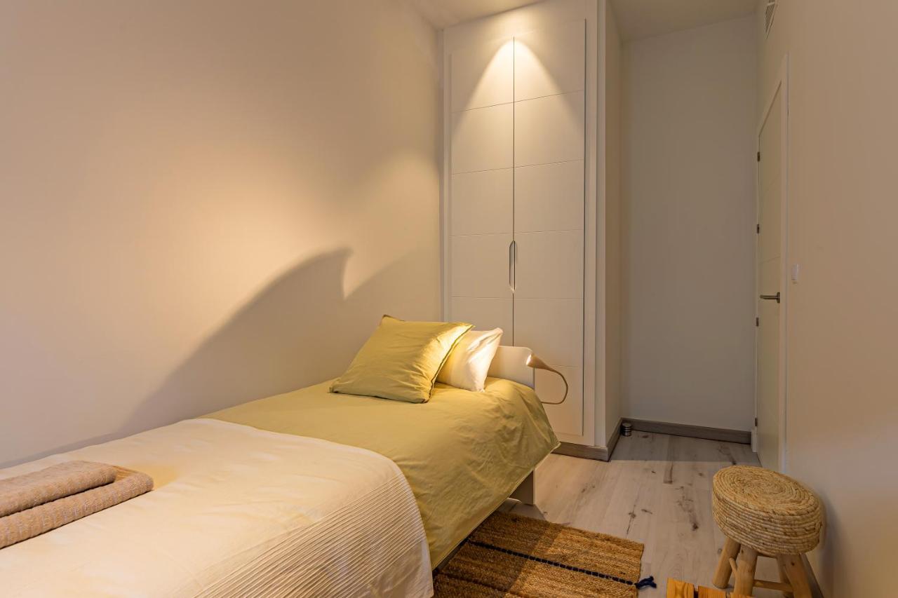 Appartement Centre-terrace, Pool, Parking & Home-office *