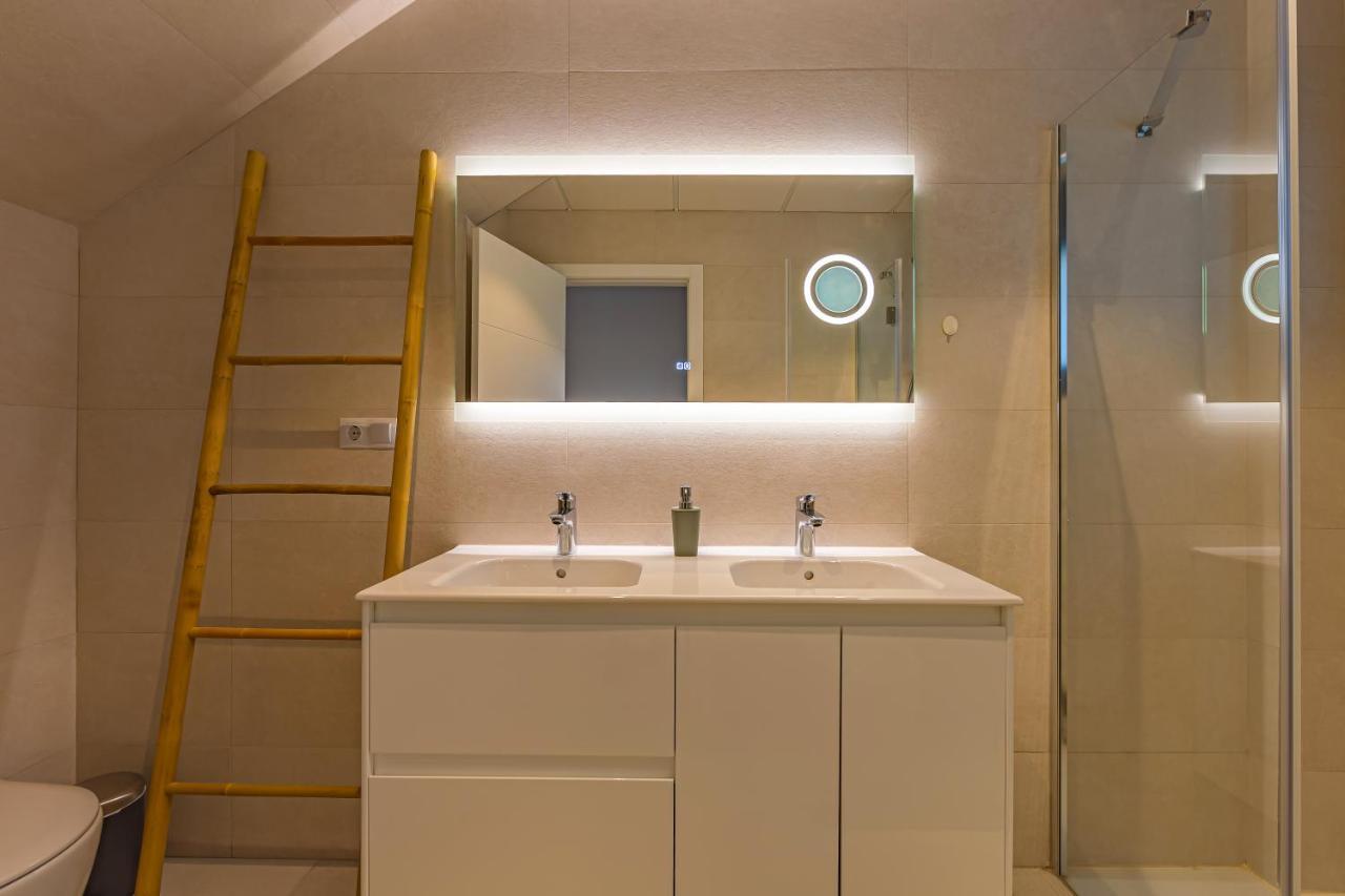 Appartement Centre-terrace, Pool, Parking & Home-office *