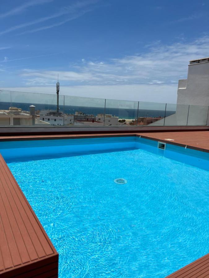 Centre-terrace, Pool, Parking & Home-office Appartement