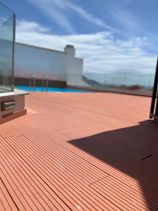 Centre-terrace, Pool, Parking & Home-office Appartement
